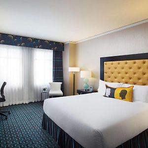 Premier King Room